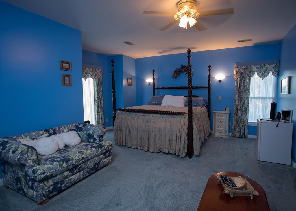 Rabbit Creek Bed & Breakfast Versailles Екстер'єр фото