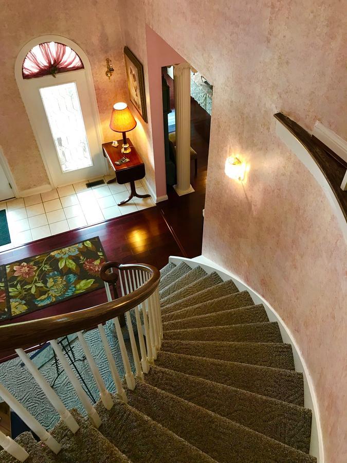 Rabbit Creek Bed & Breakfast Versailles Екстер'єр фото