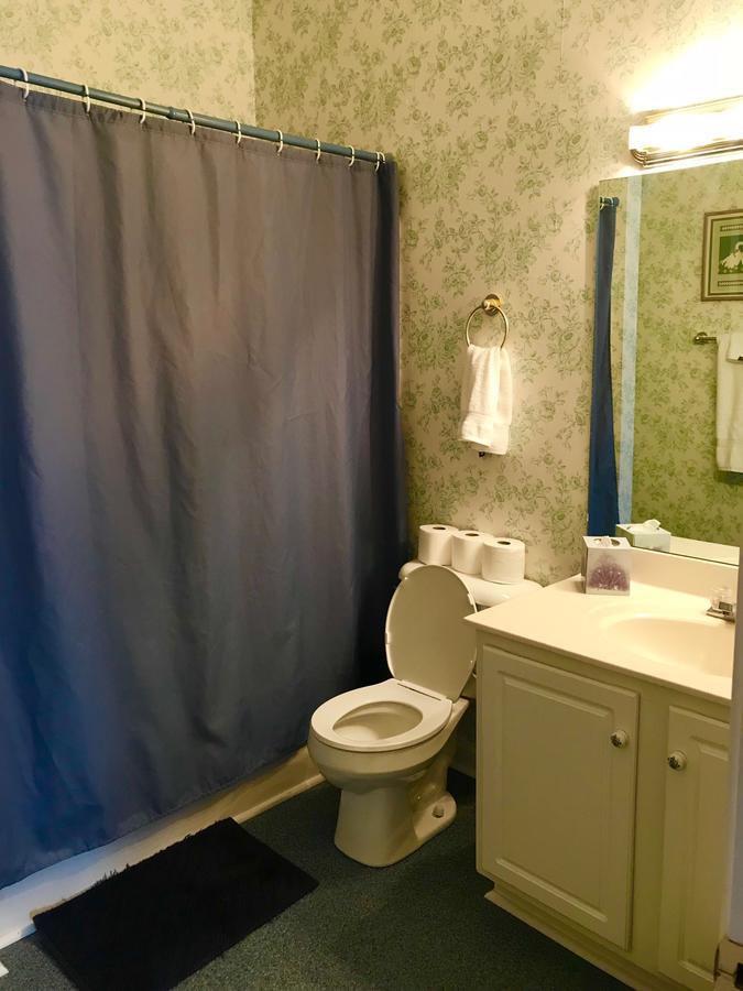 Rabbit Creek Bed & Breakfast Versailles Екстер'єр фото